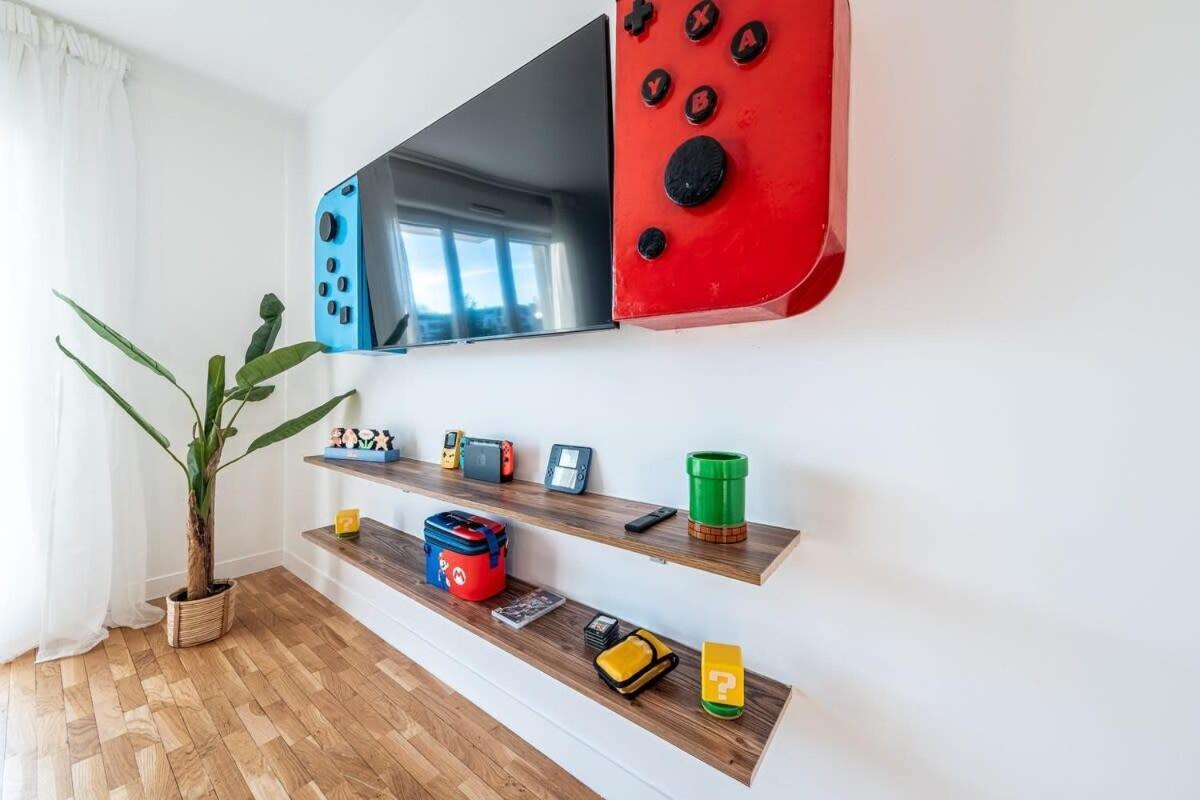 Disney Mario Nintendo Montévrain Buitenkant foto